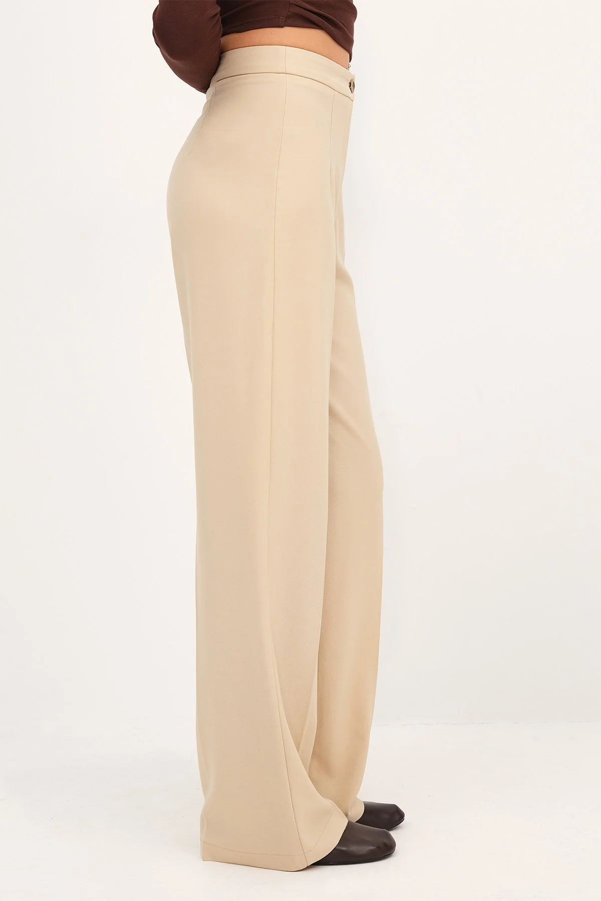High-Waisted Wide Leg Trousers - Image 37