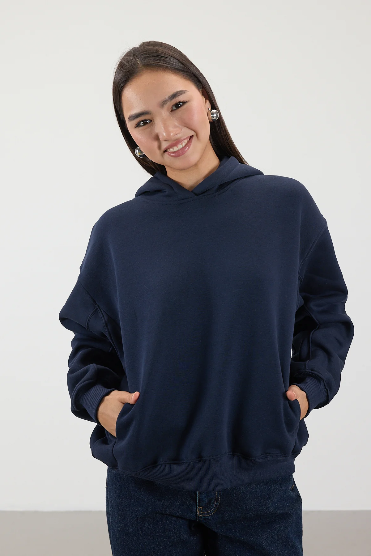 Hooded Ribbon Sweatshirt - Image 14