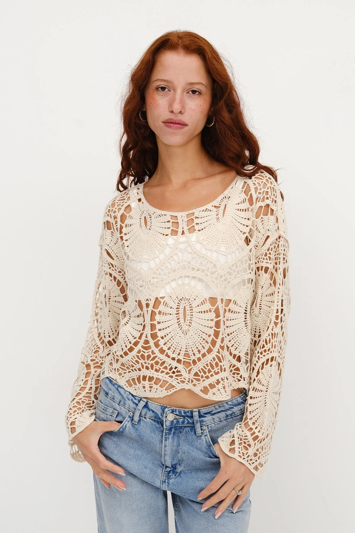 Lace Detailed Blouse With Round Neck - Image 12