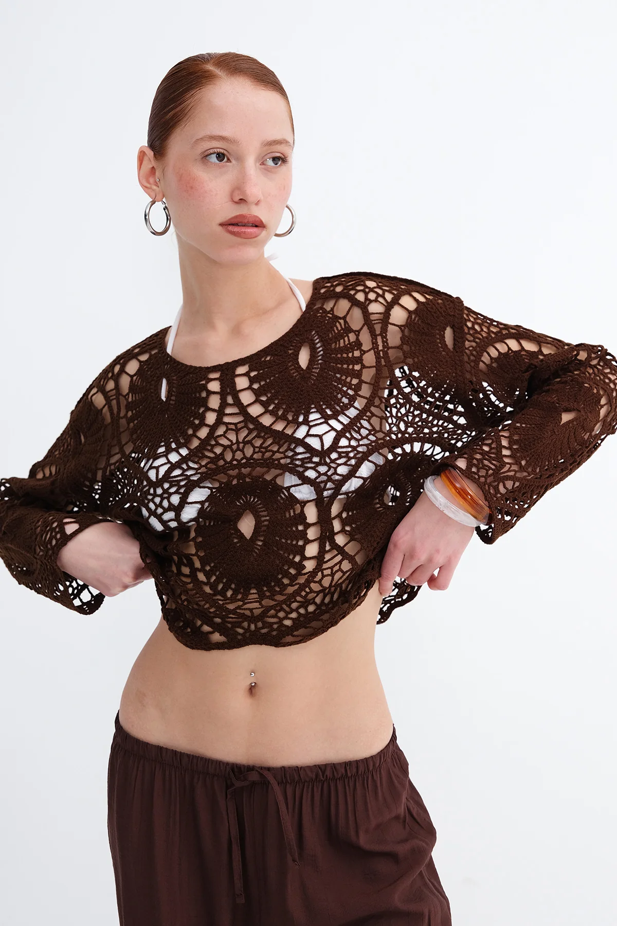 Lace Detailed Blouse With Round Neck - Image 9
