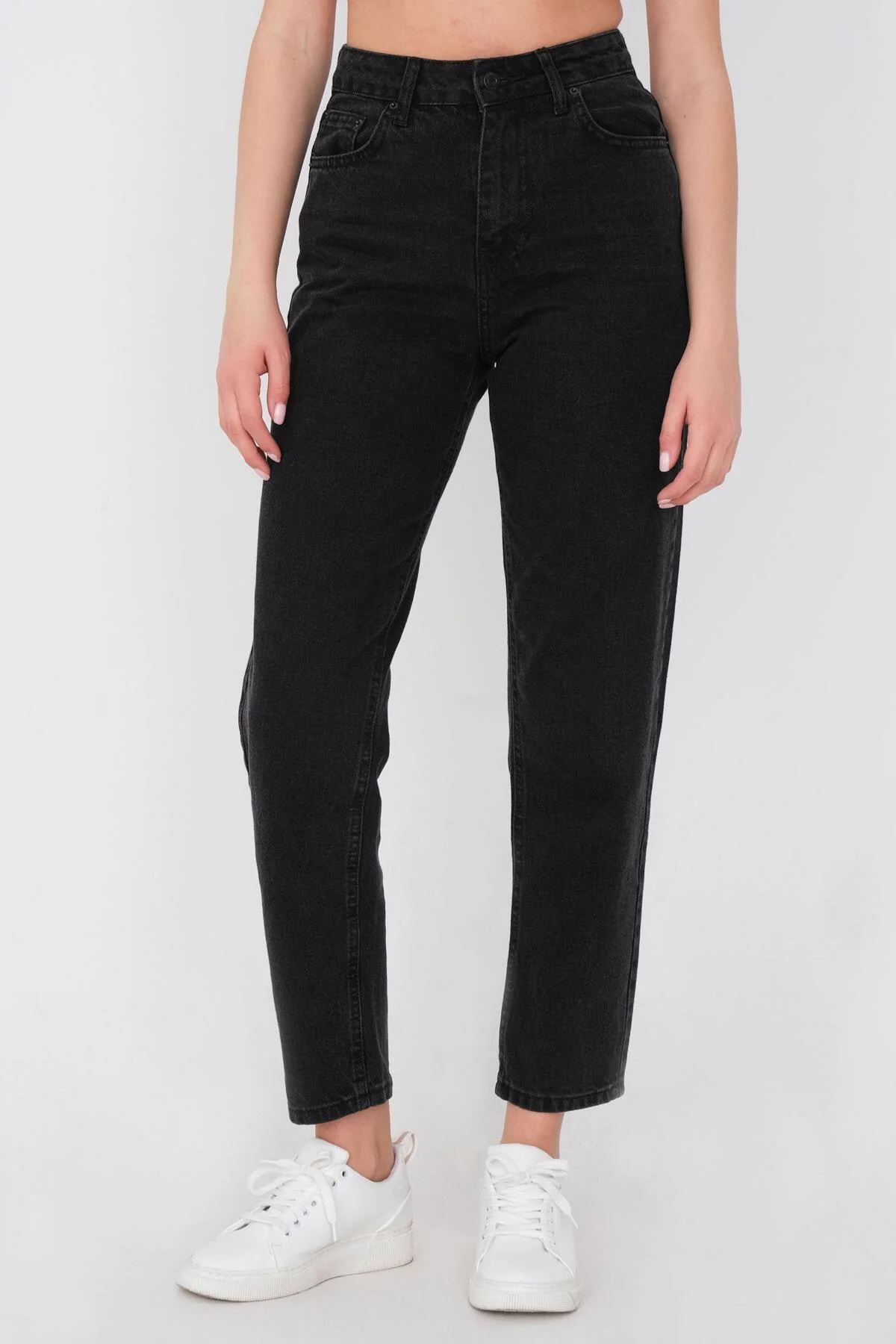 Mom Fit Jeans - Image 29