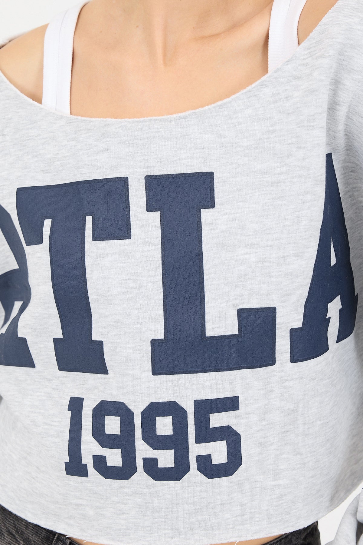 PORTLAND Printed Fleece Crop Sweatshirt - Image 3
