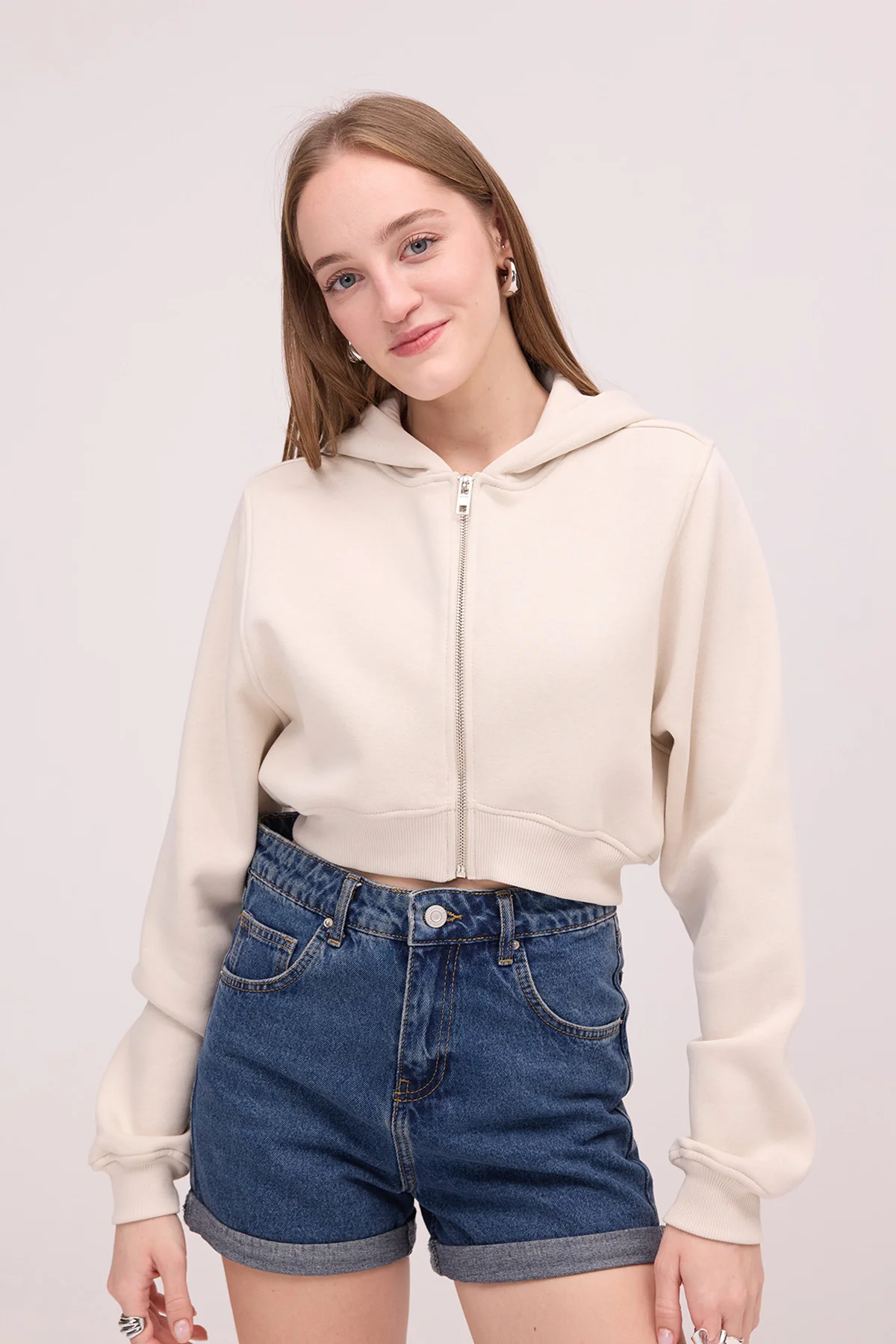 Raised Hooded Crop Sweatshirt - Image 3