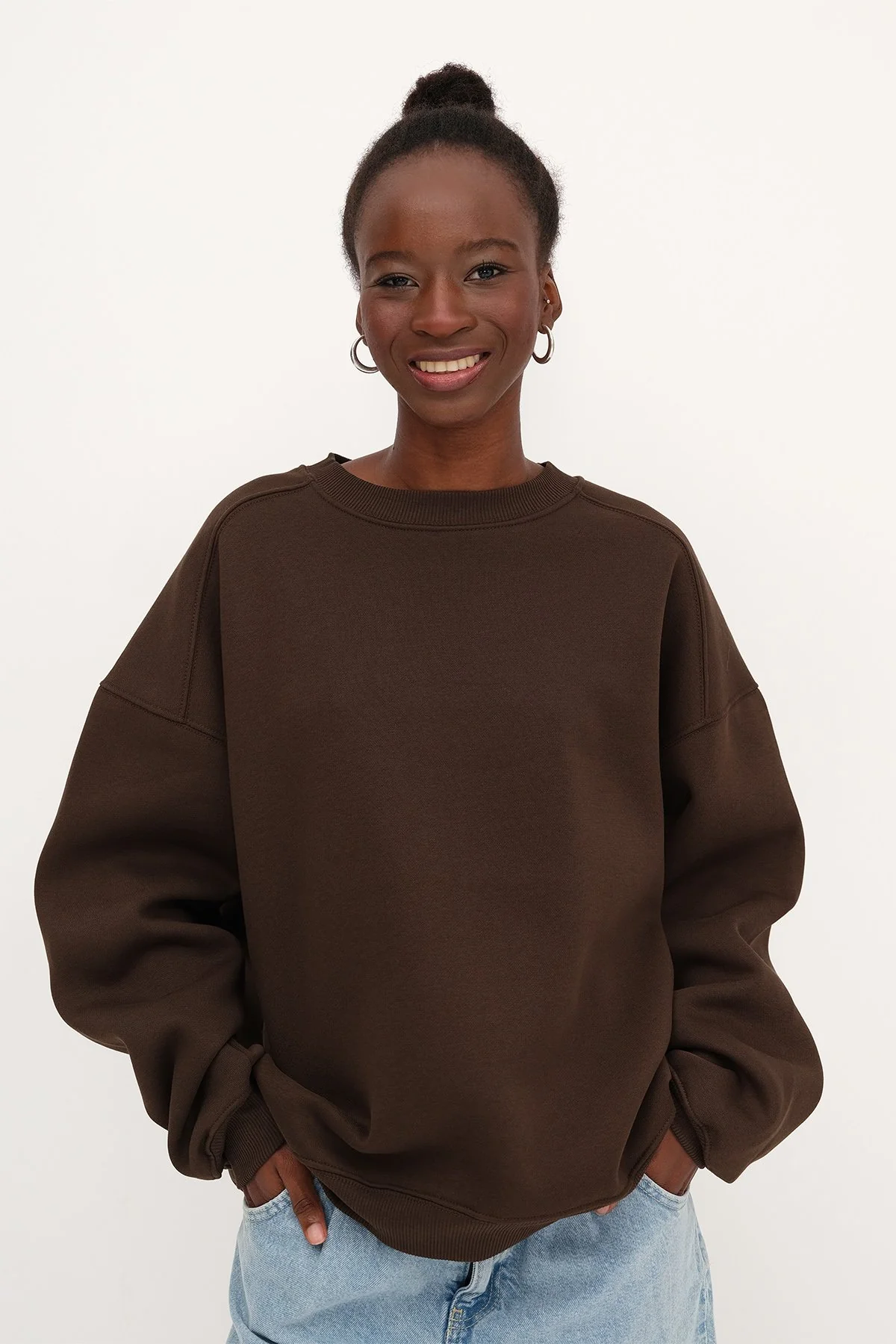 Round Neck Basic Sweatshirt - Image 41