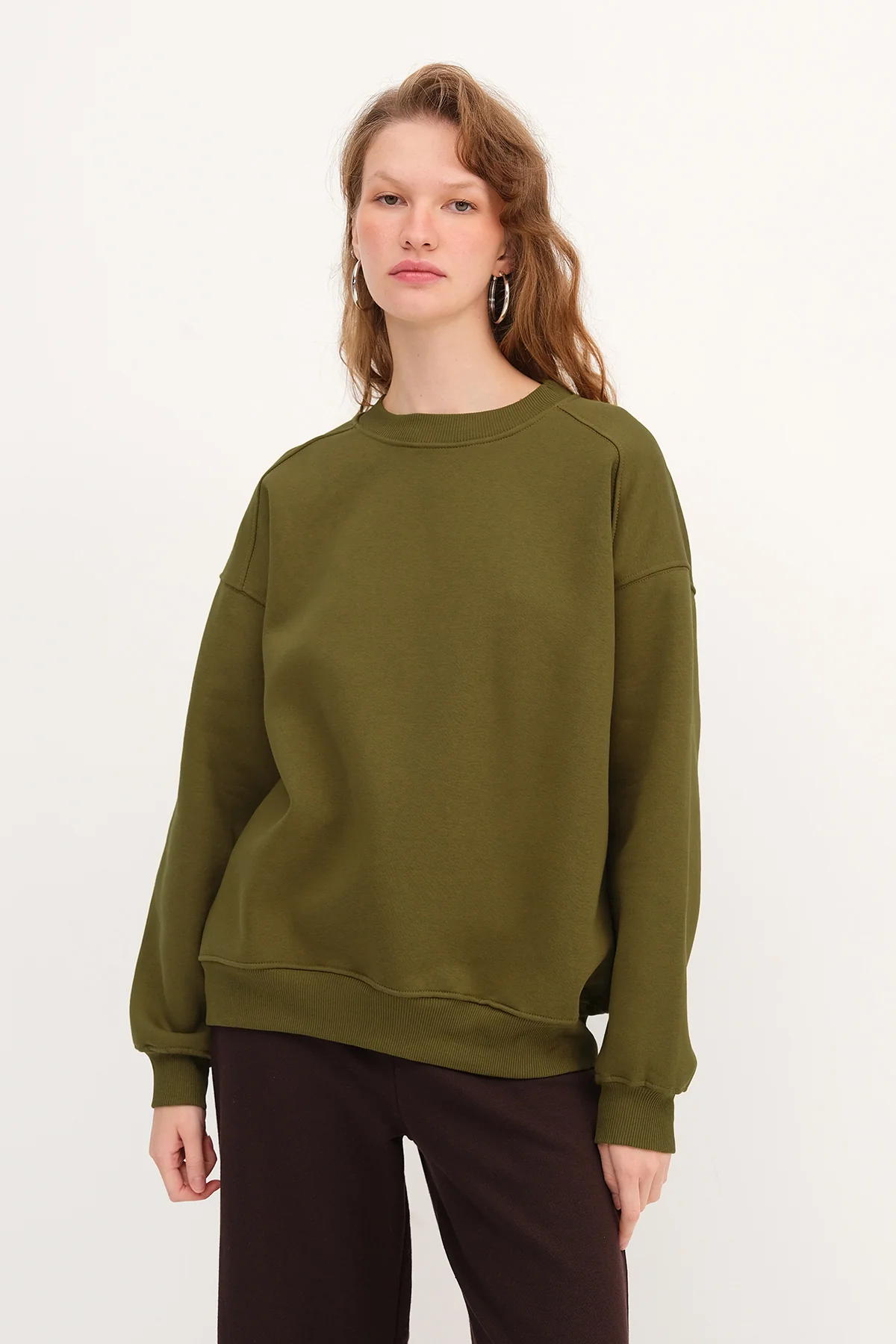 Round Neck Basic Sweatshirt - Image 47