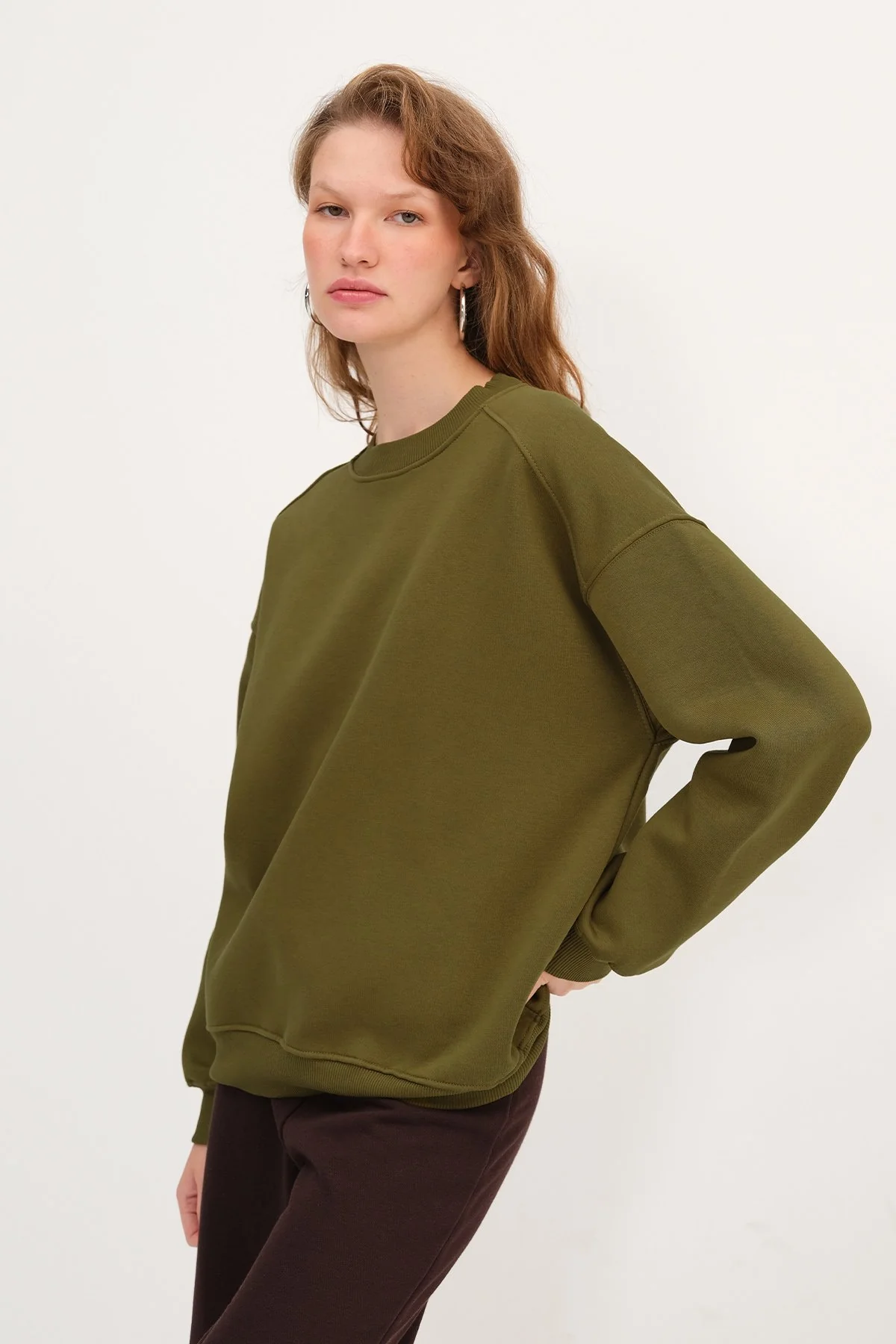 Round Neck Basic Sweatshirt - Image 52