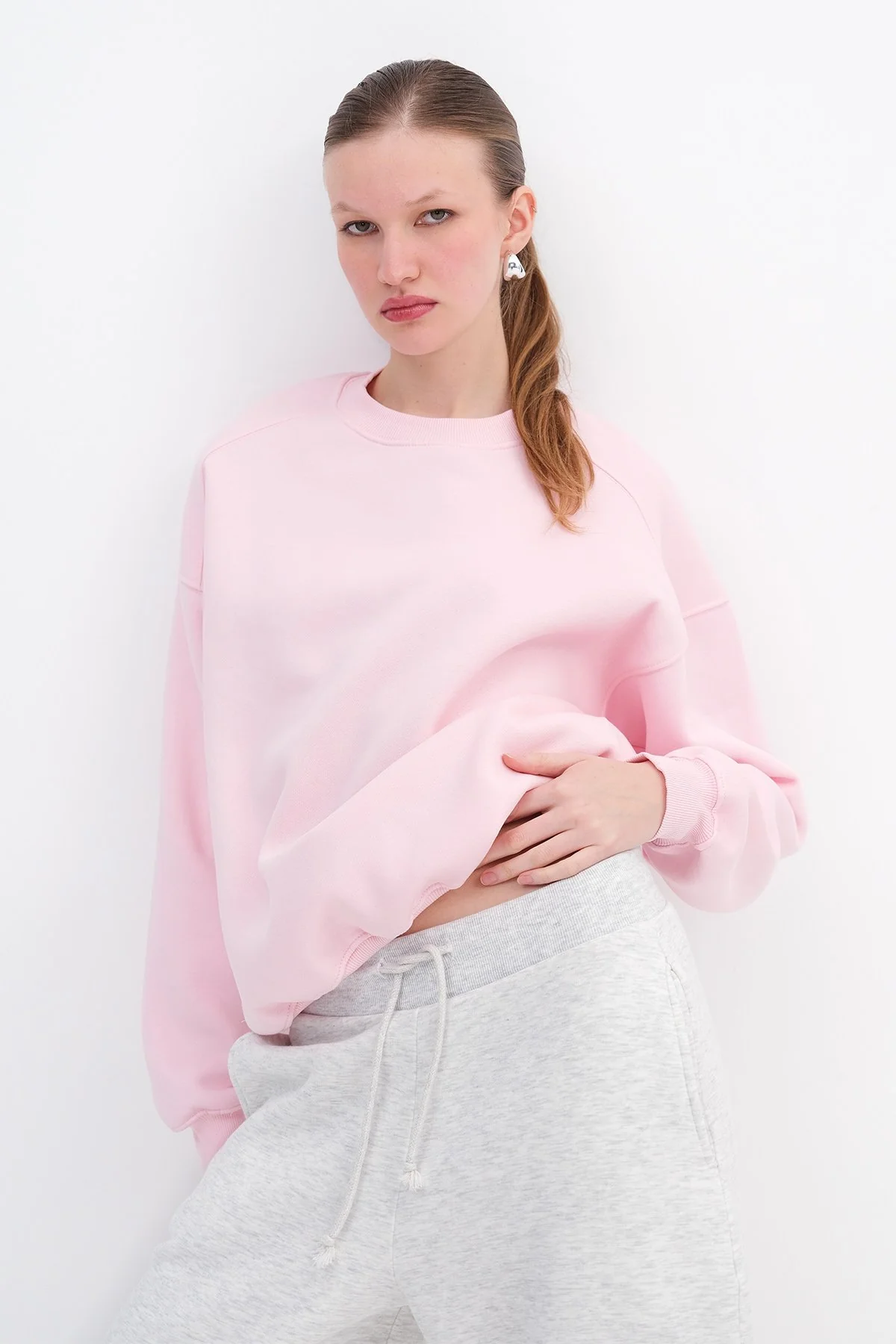 Round Neck Basic Sweatshirt - Image 53