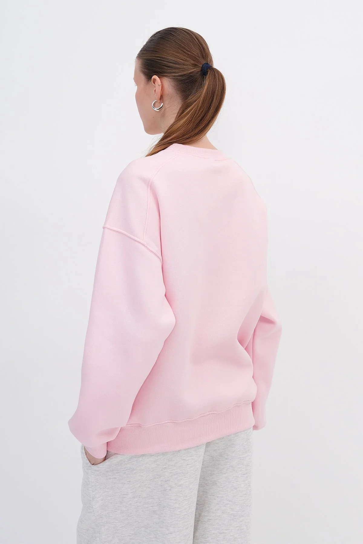 Round Neck Basic Sweatshirt - Image 59