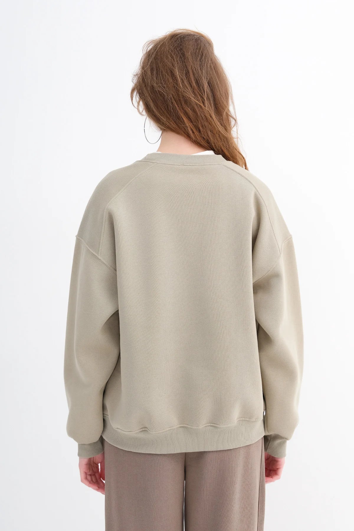 Round Neck Basic Sweatshirt - Image 84