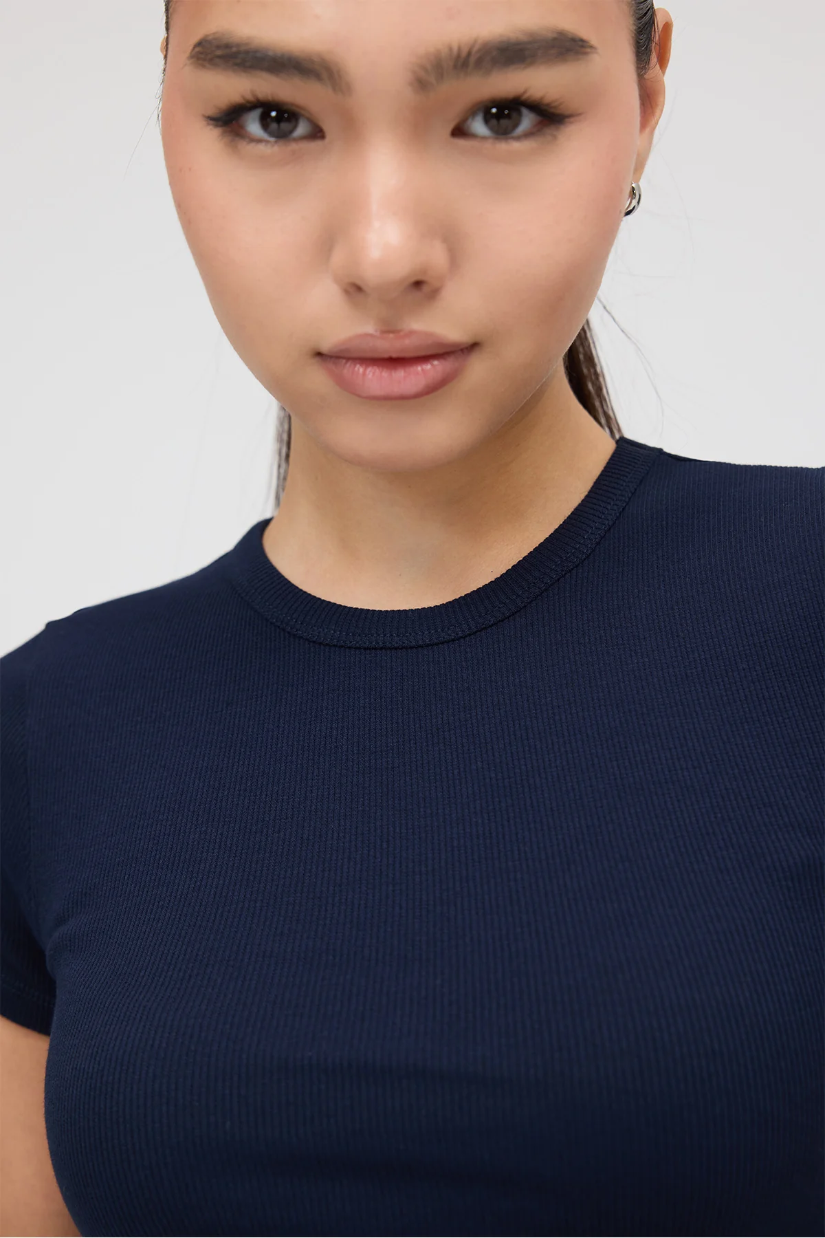 Round Neck Basic T-shirt - Image 41