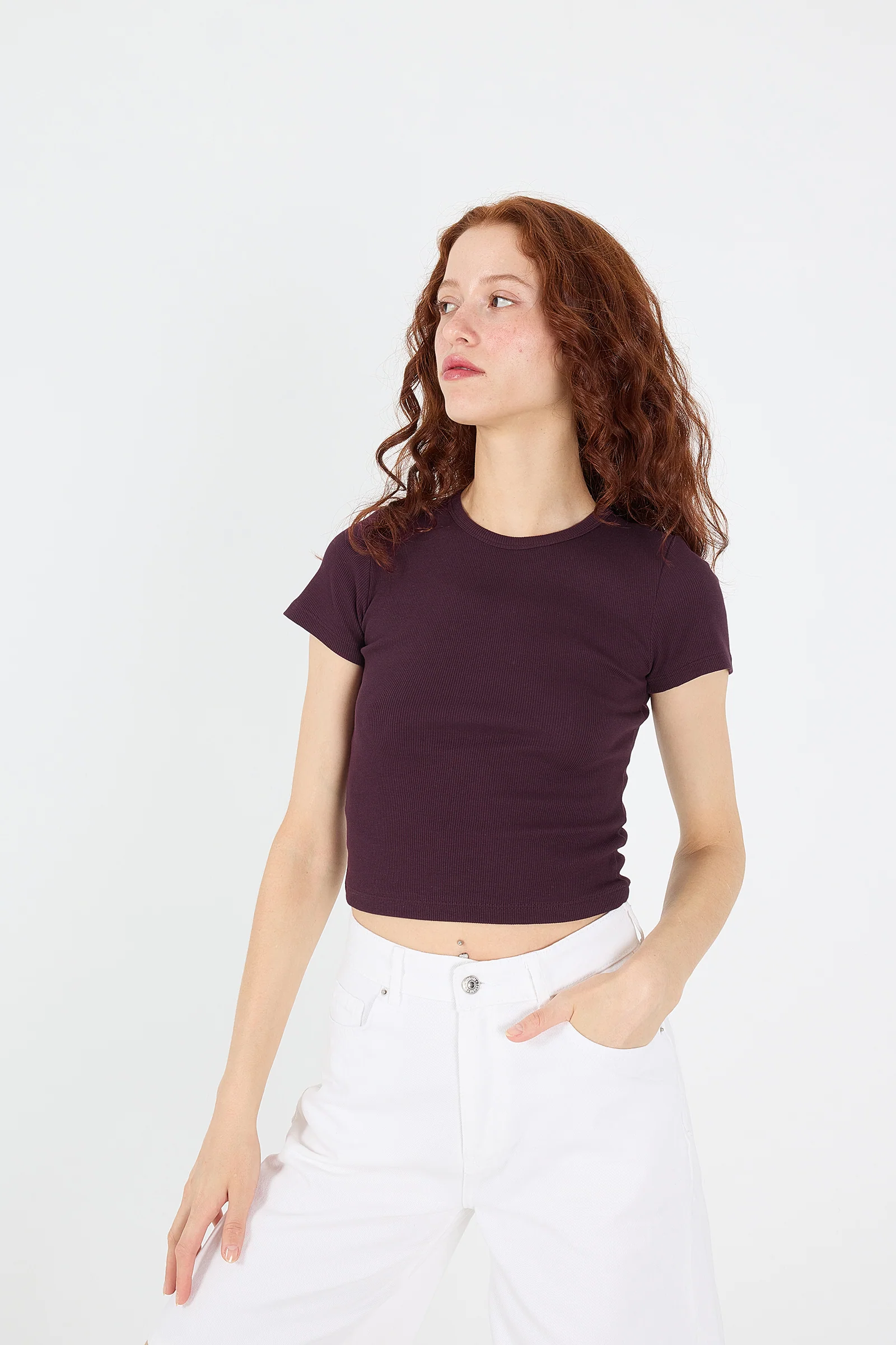 Round Neck Basic T-shirt - Image 49