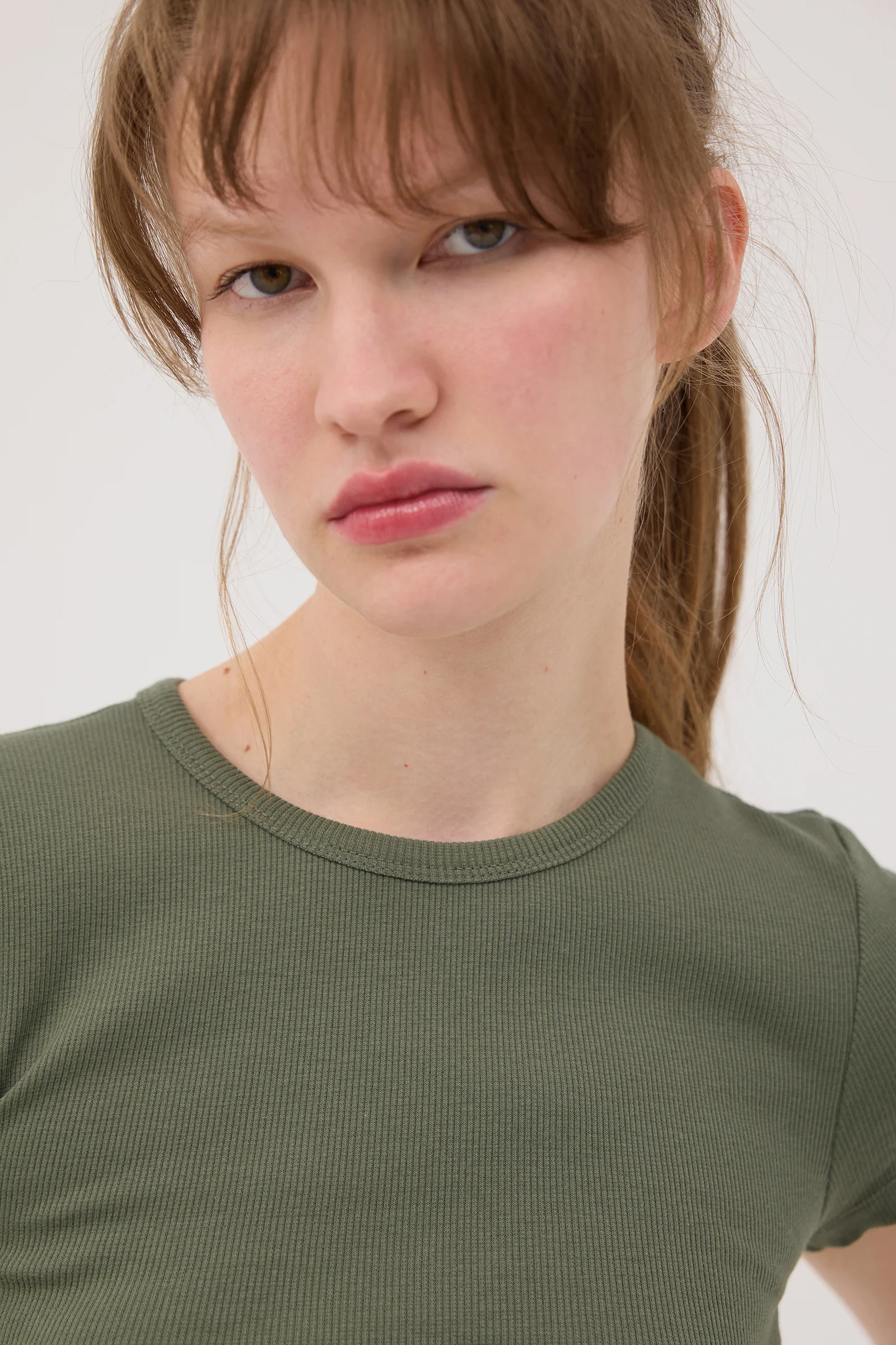 Round Neck Basic T-shirt - Image 52