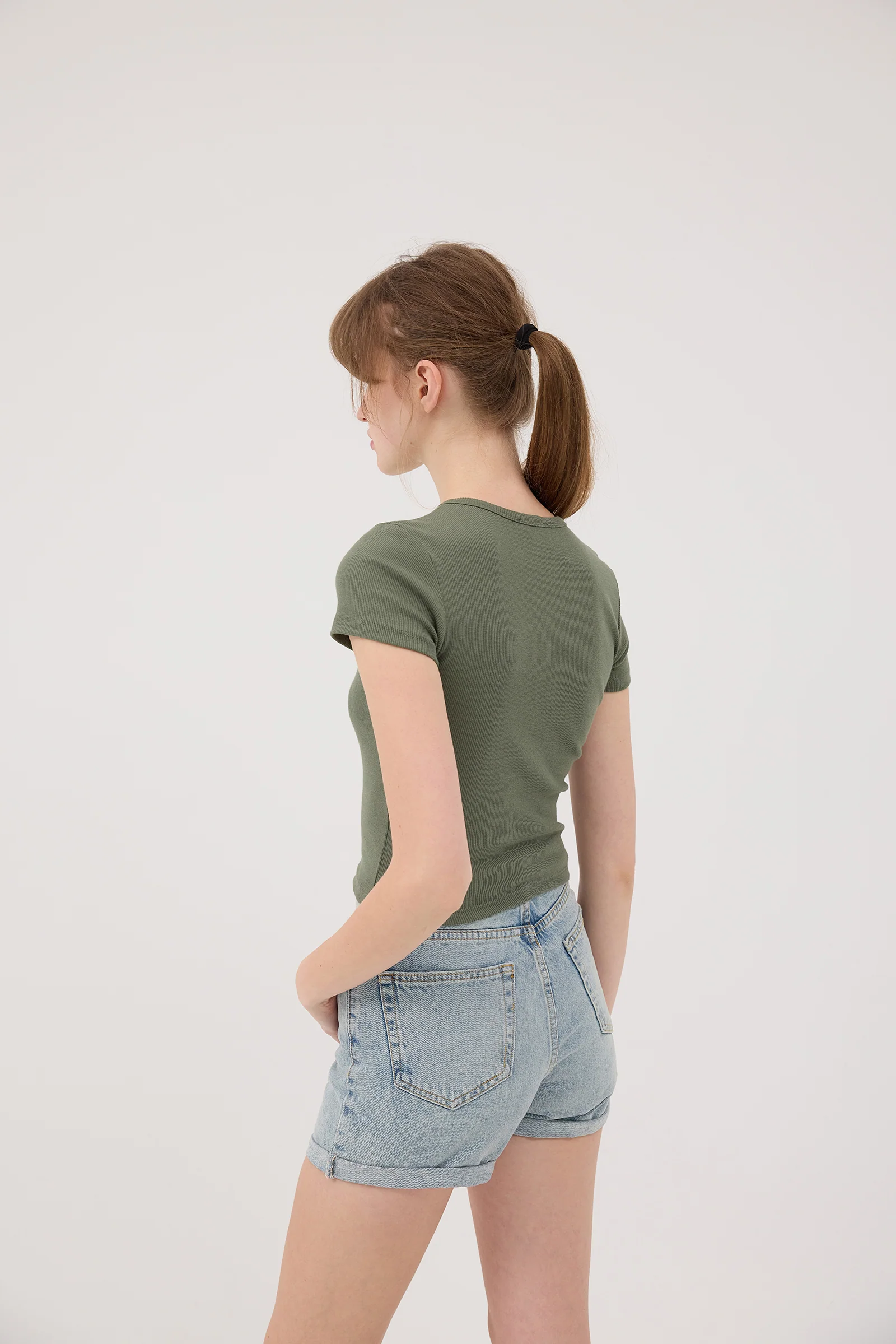 Round Neck Basic T-shirt - Image 54