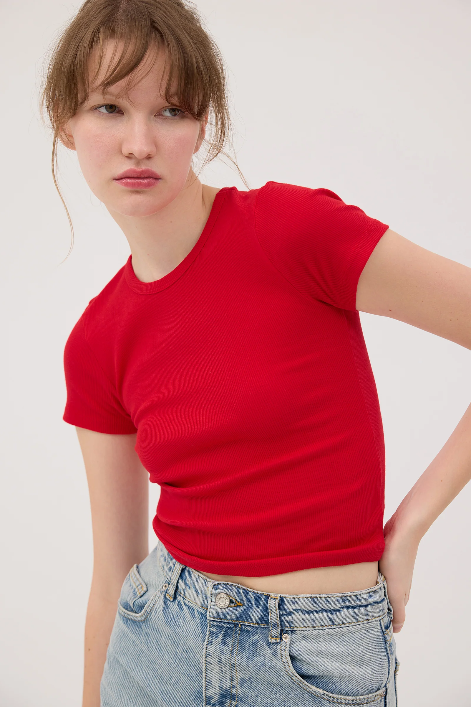 Round Neck Basic T-shirt - Image 57