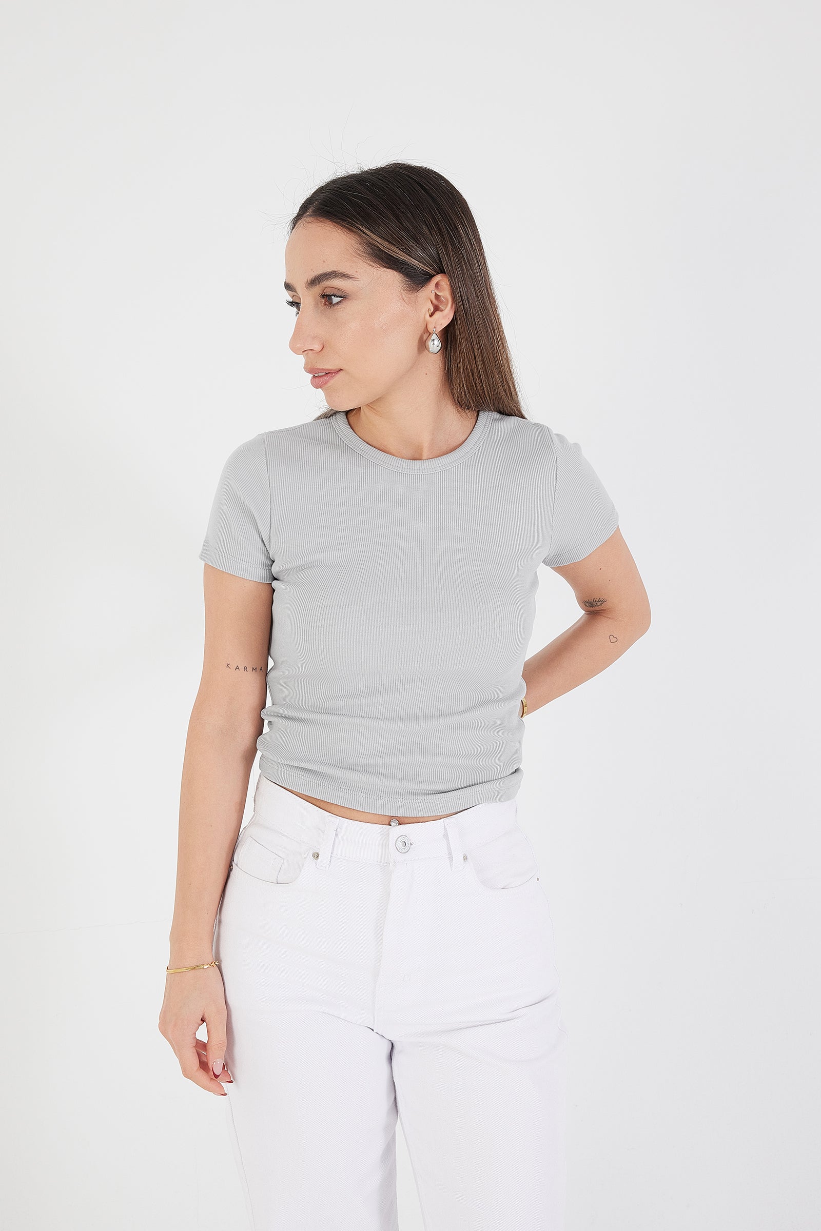 Round Neck Basic T-shirt - Image 61