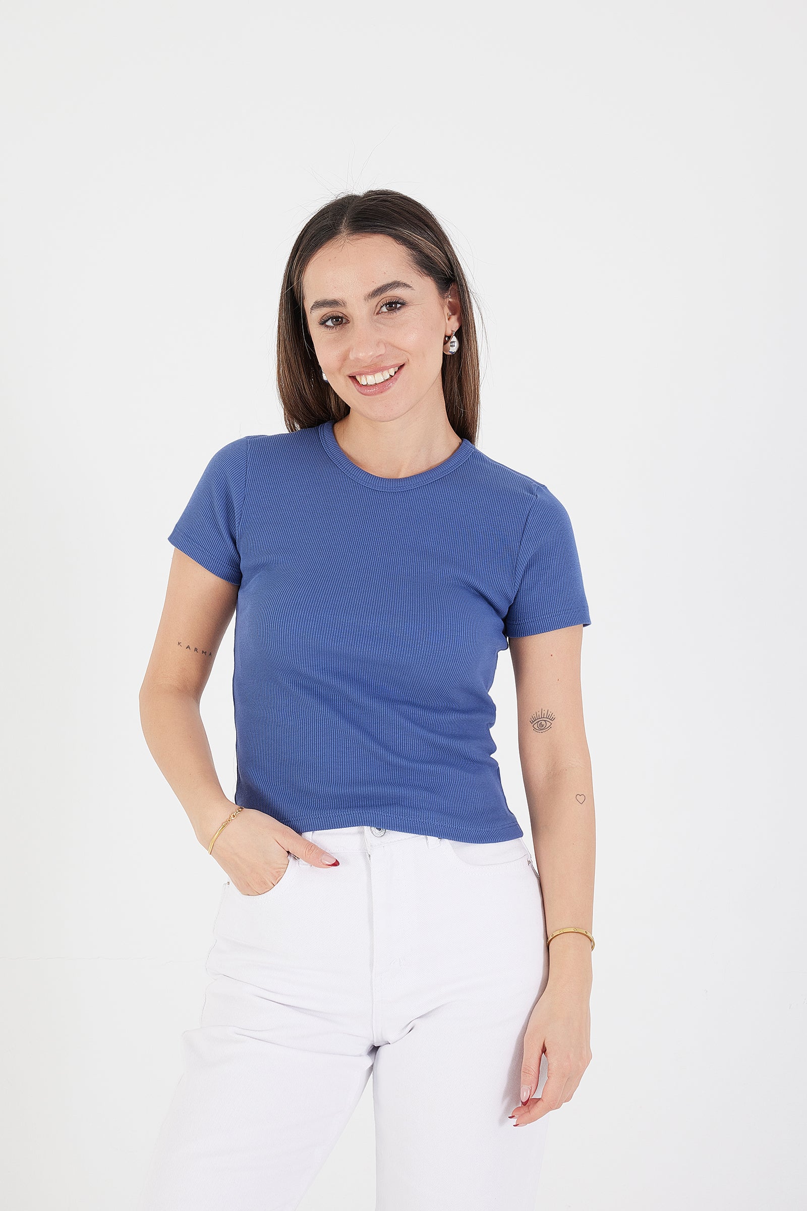 Round Neck Basic T-shirt - Image 68