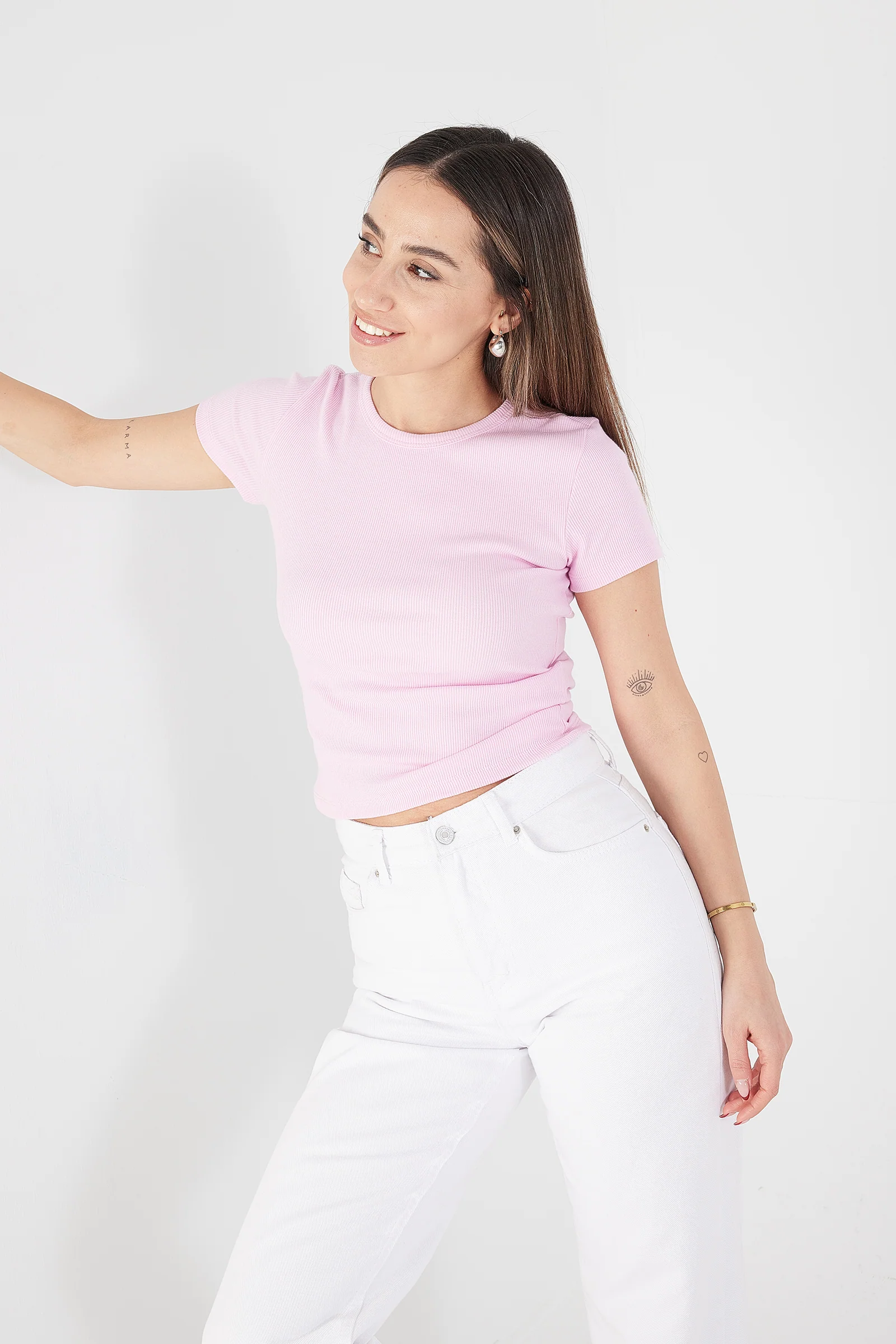 Round Neck Basic T-shirt - Image 76