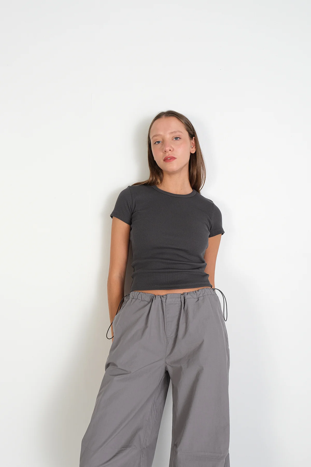 Round Neck Basic T-shirt - Image 82