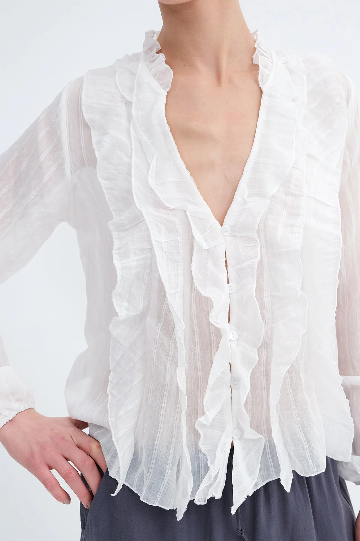 Ruffled Front Buttoned Blouse - Image 16