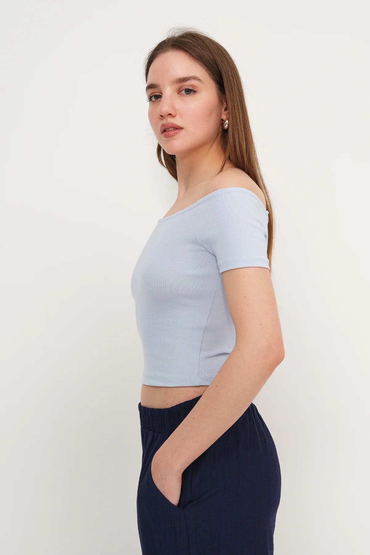 Short Sleeve Basic T-shirt - Image 20