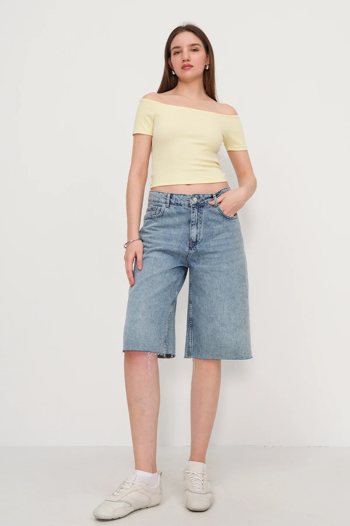 Short Sleeve Basic T-shirt - Image 29