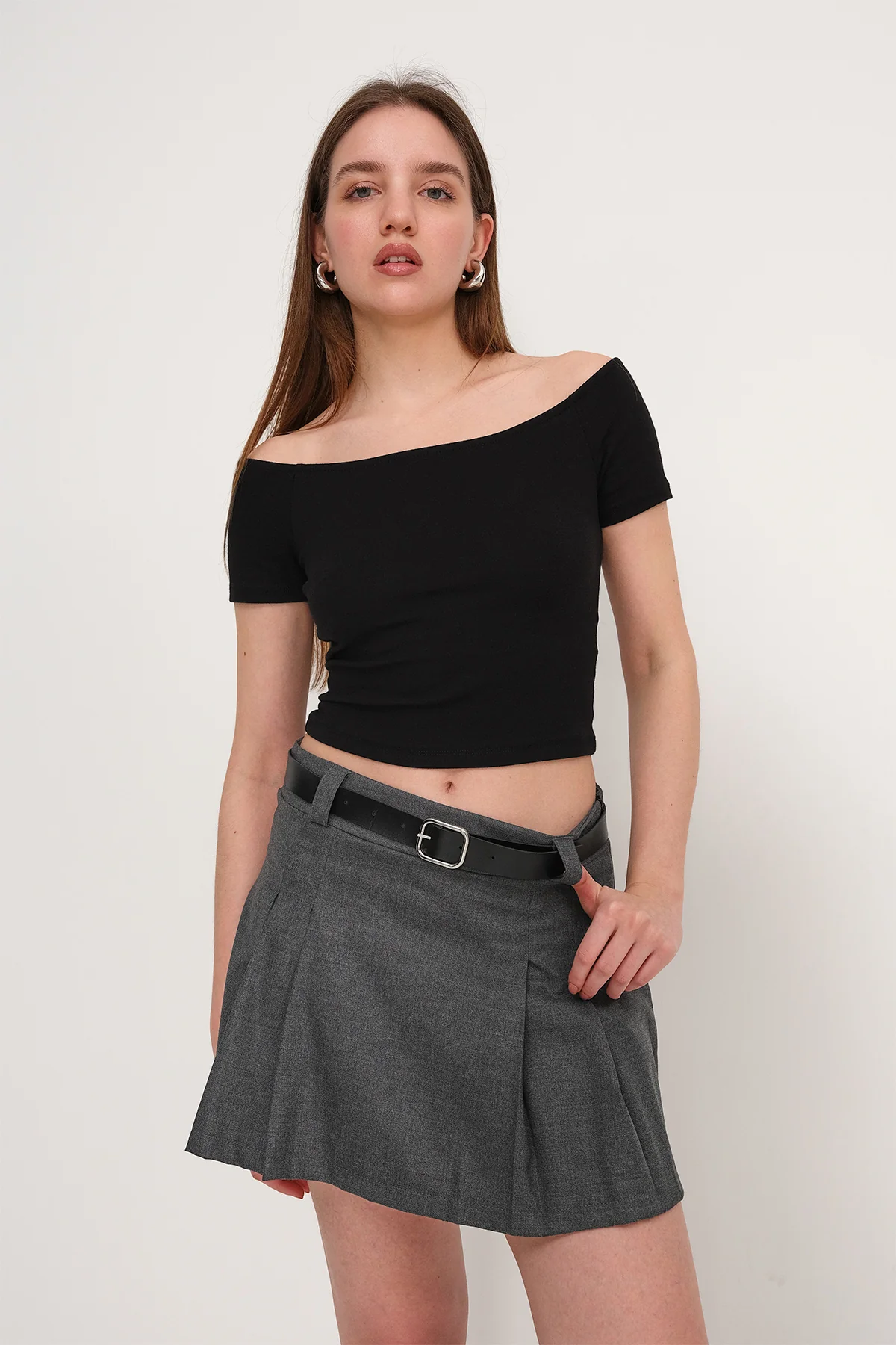 Short Sleeve Basic T-shirt - Image 33