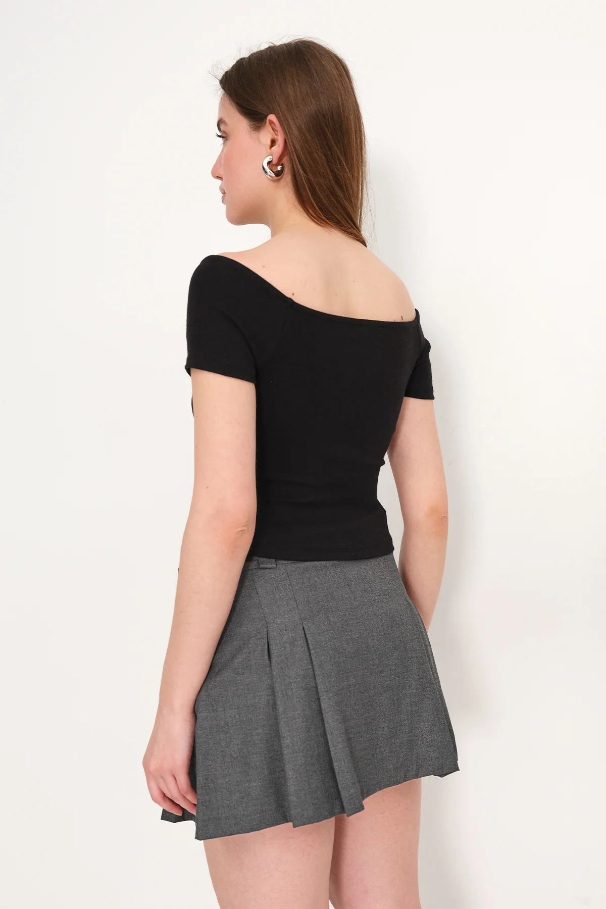 Short Sleeve Basic T-shirt - Image 34