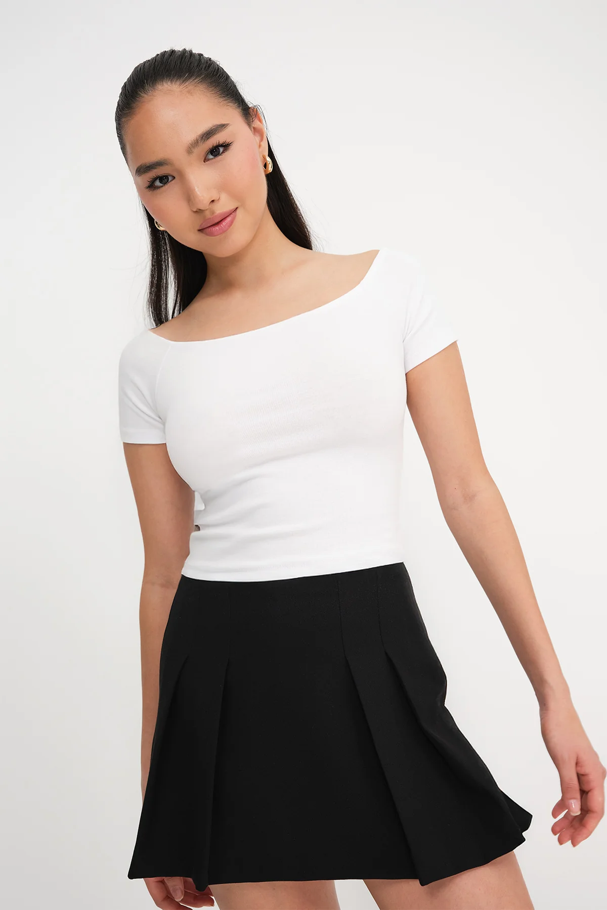 Short Sleeve Basic T-shirt - Image 39