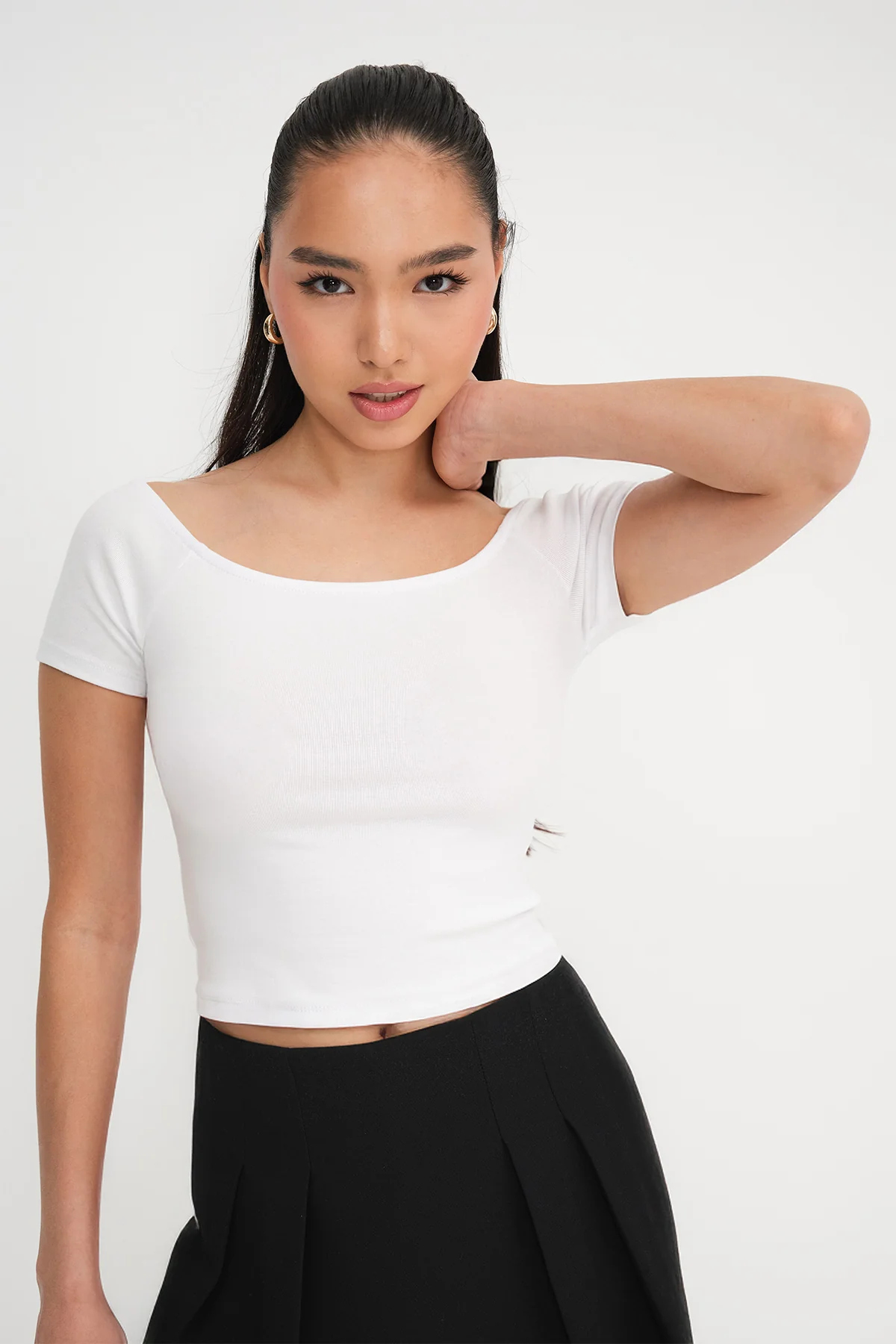 Short Sleeve Basic T-shirt - Image 40