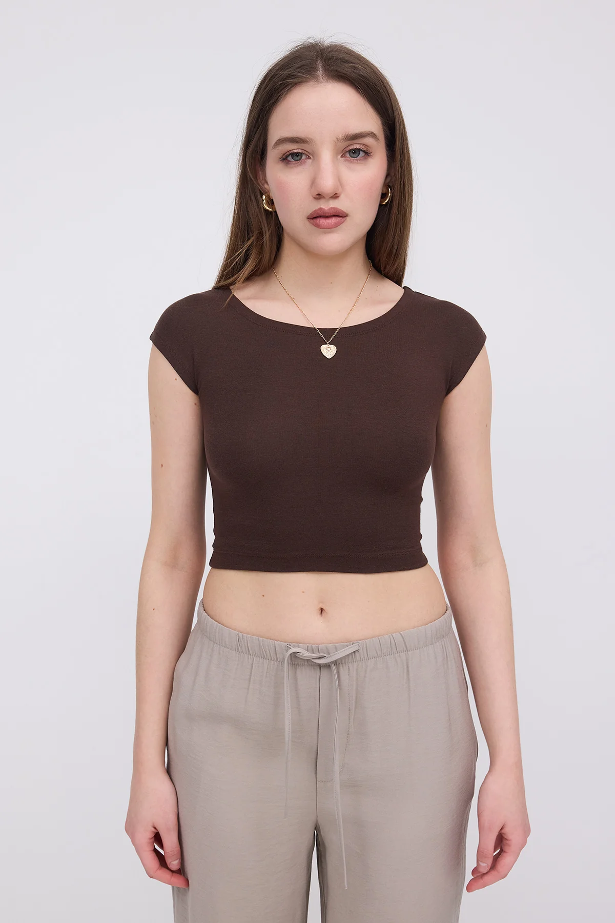 Sleeveless Crop Tank Top - Image 10