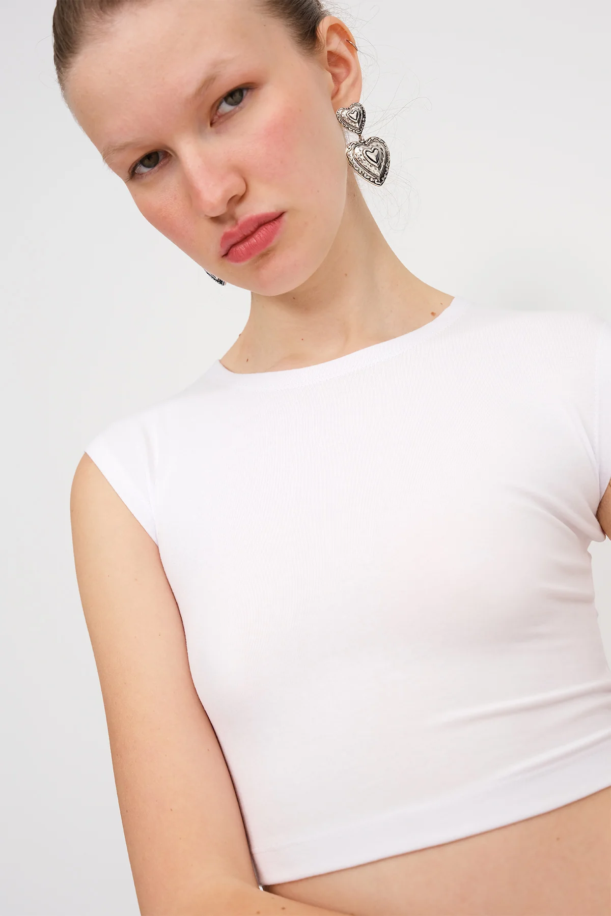 Sleeveless Crop Tank Top - Image 33