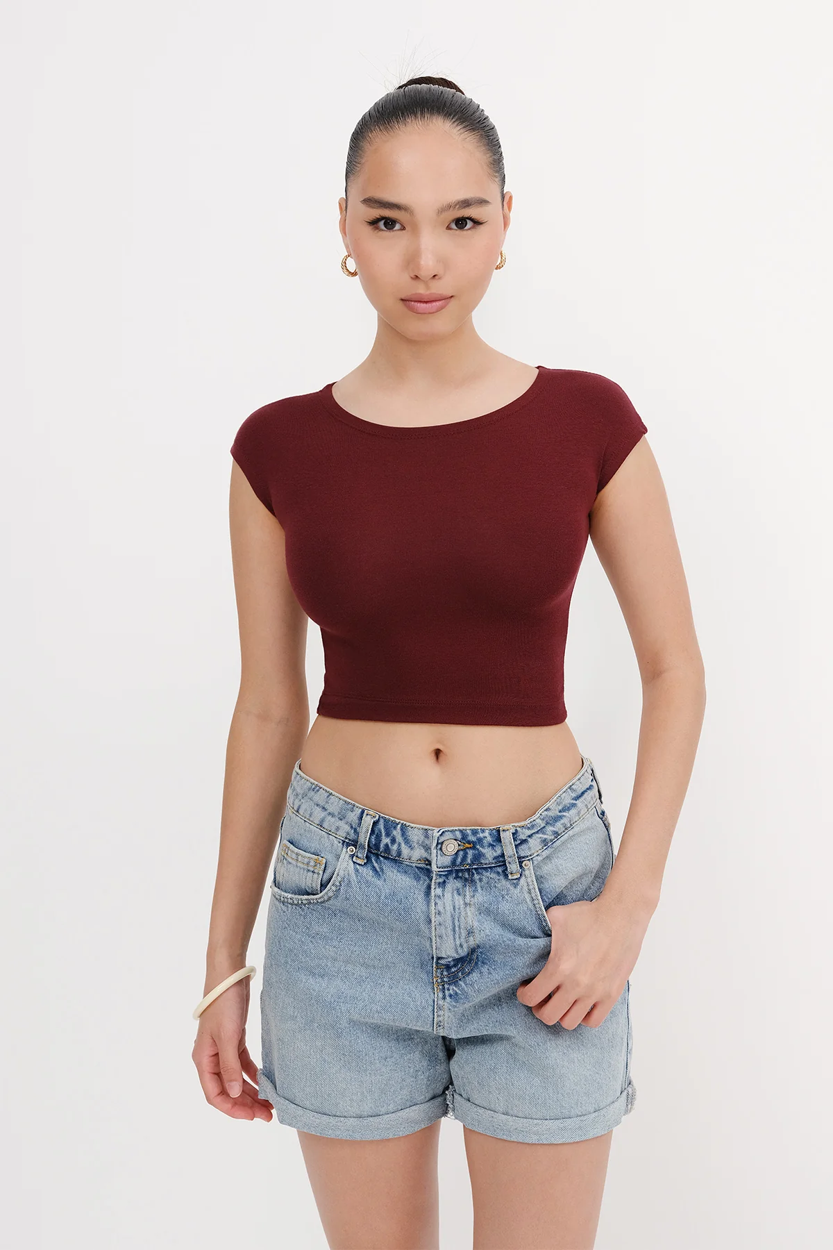 Sleeveless Crop Tank Top - Image 5