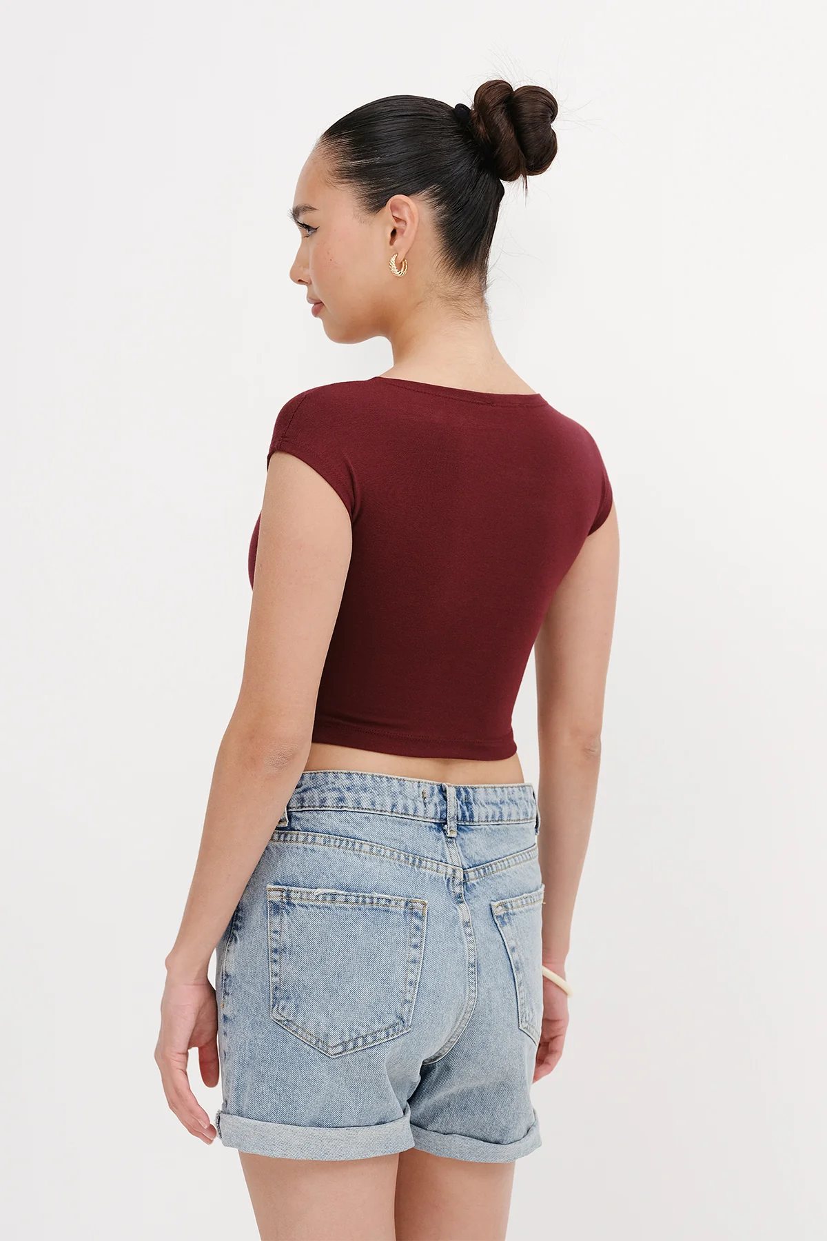 Sleeveless Crop Tank Top - Image 6
