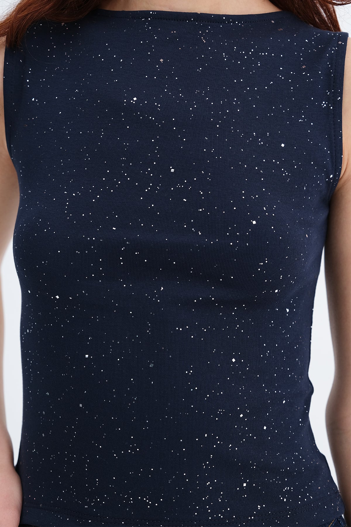 Sleeveless Shimmery Tank Top - Image 22