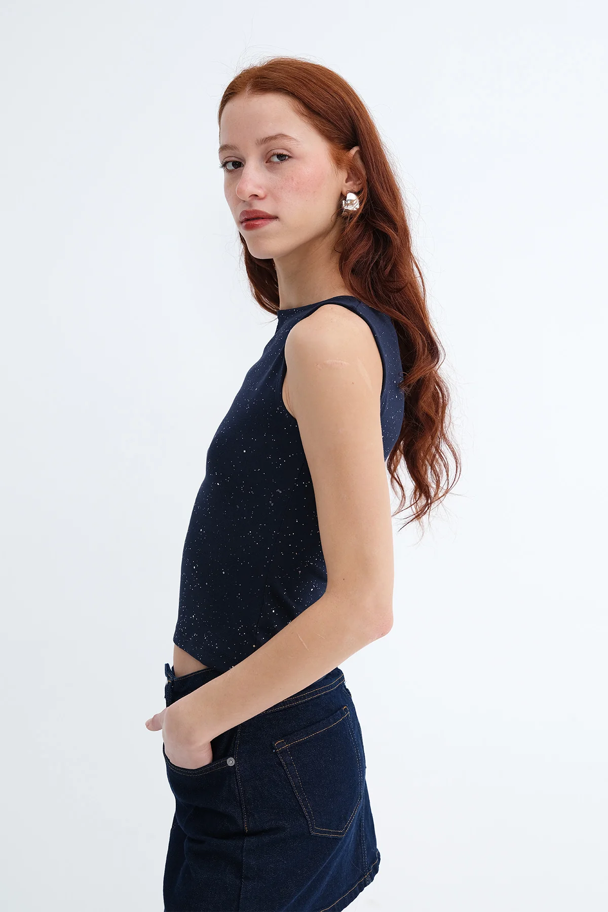 Sleeveless Shimmery Tank Top - Image 25