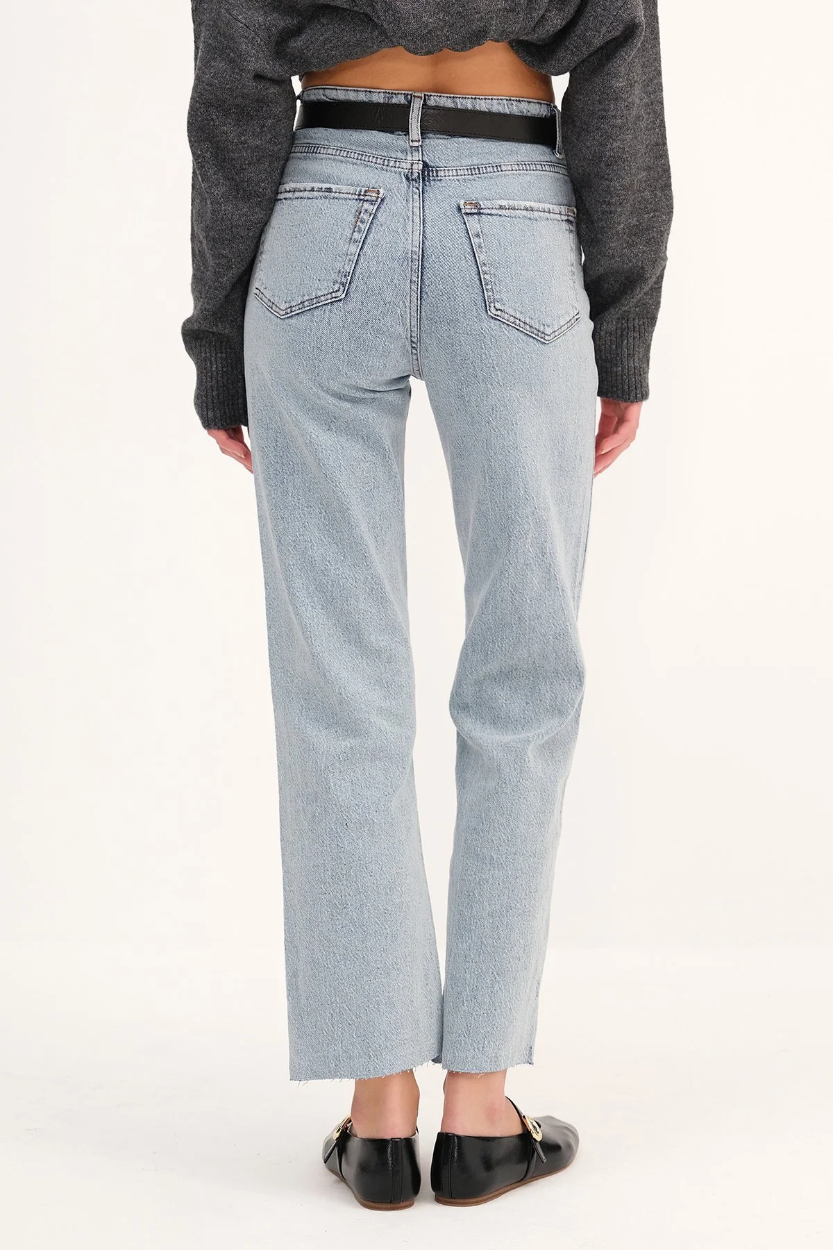 Straight Leg Jeans with Belt - Image 35