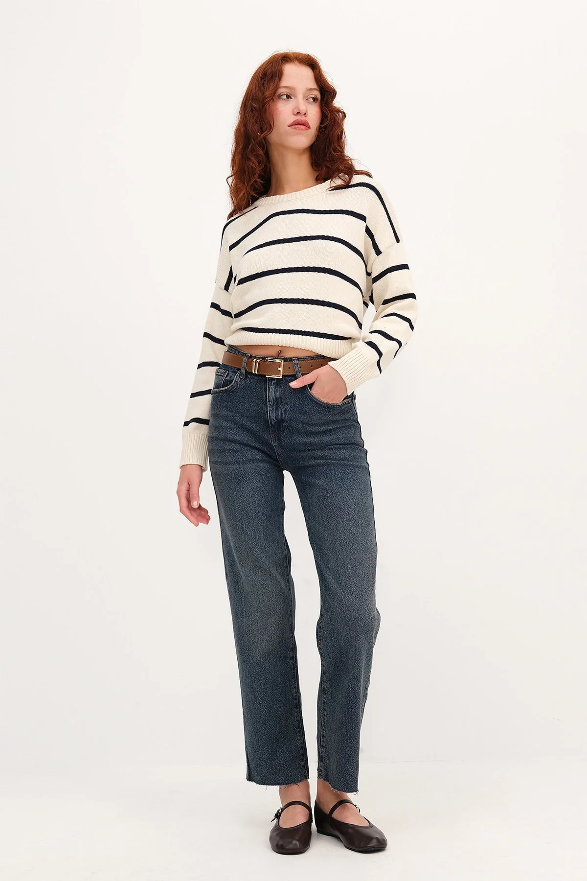 Straight Leg Jeans with Belt - Image 37
