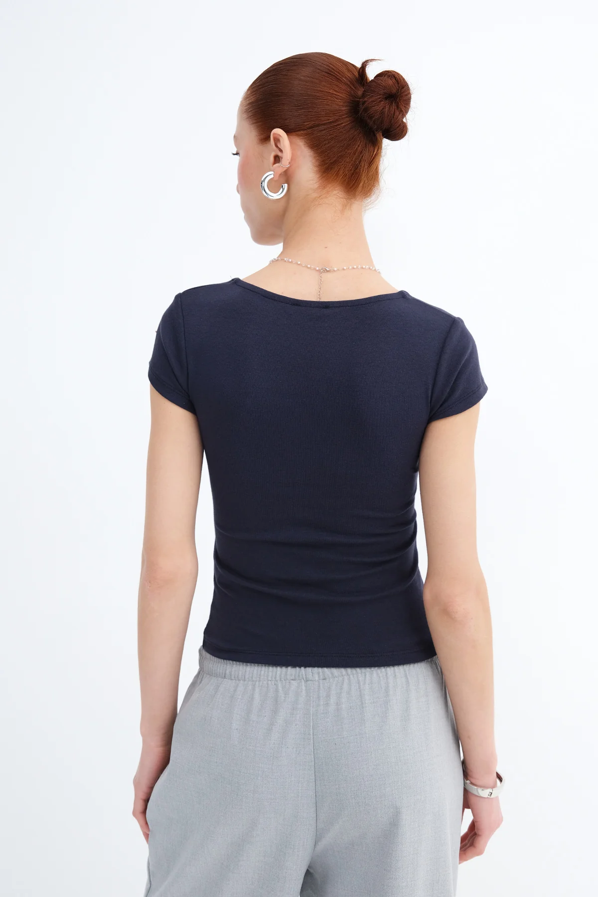 V-Neck Modal T-shirt - Image 23