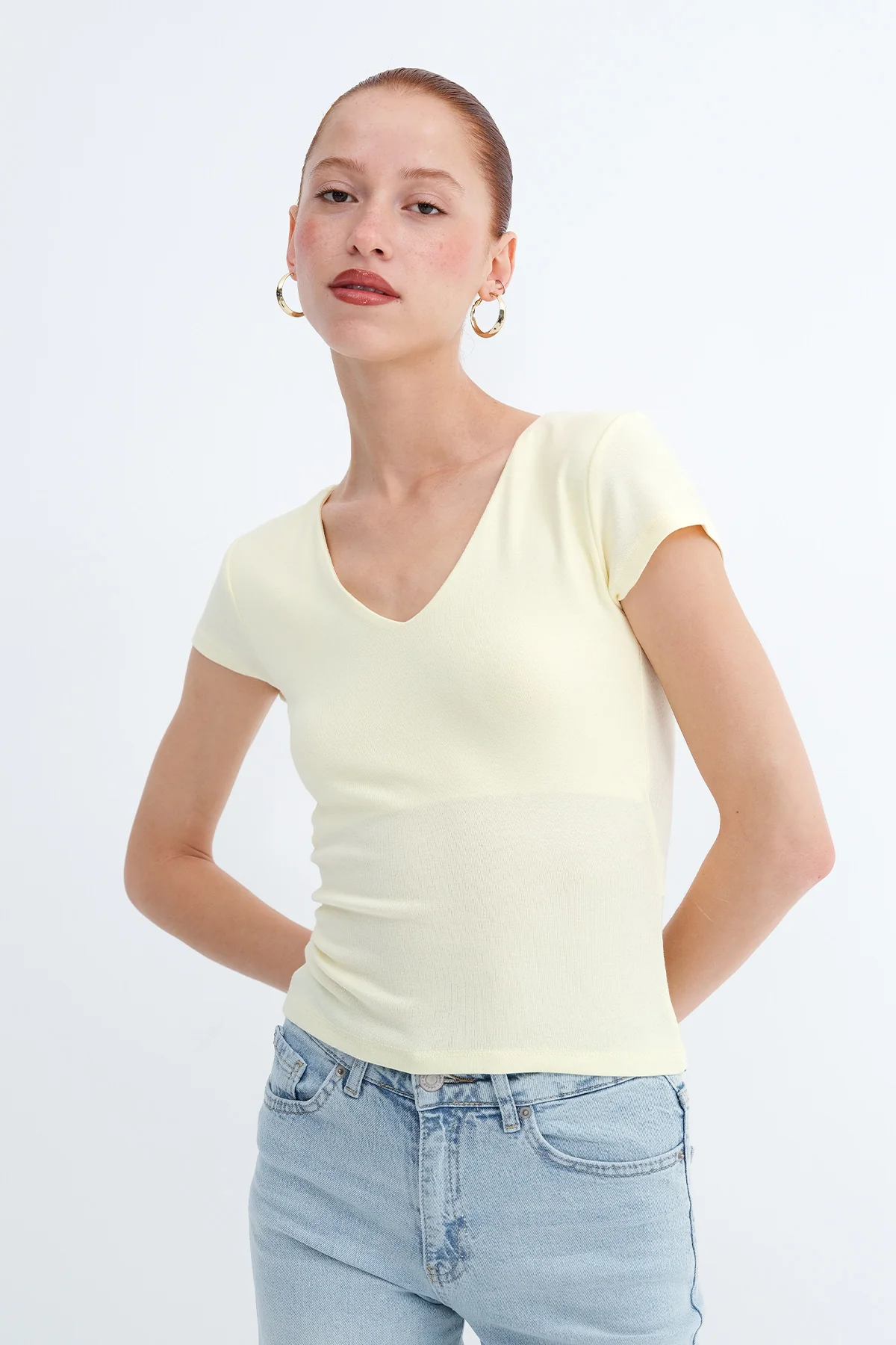 V-Neck Modal T-shirt - Image 27