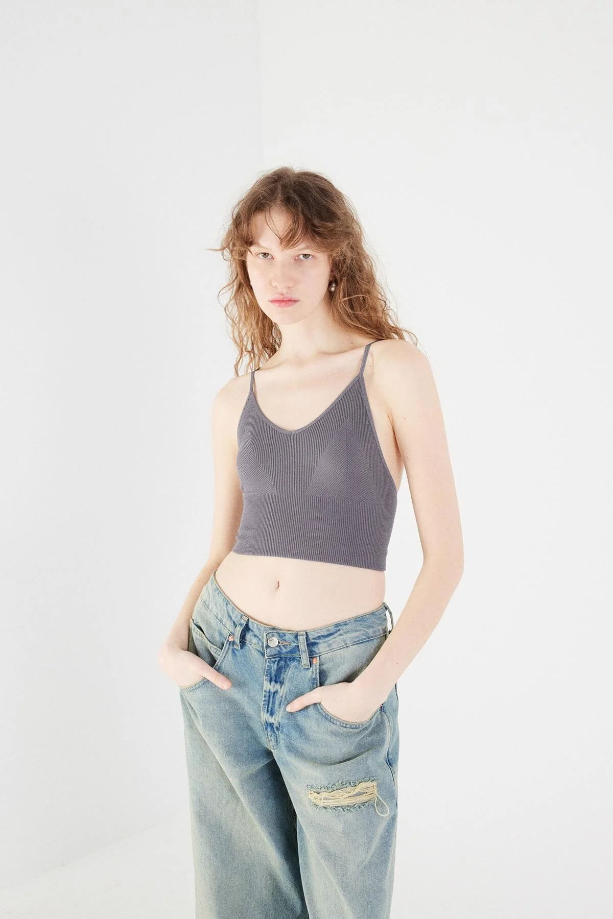 V-Neck Seamless Crop Top - Image 14