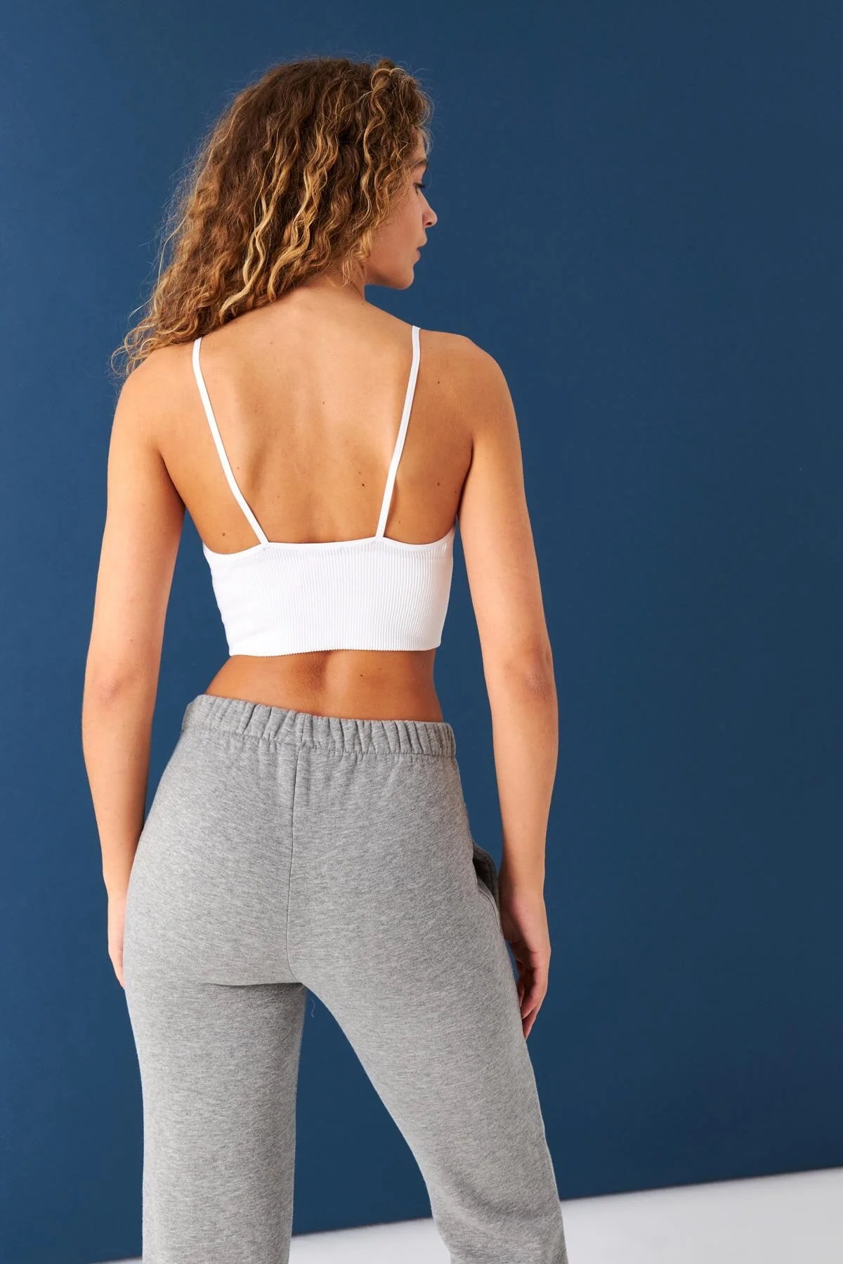 V-Neck Seamless Crop Top - Image 36