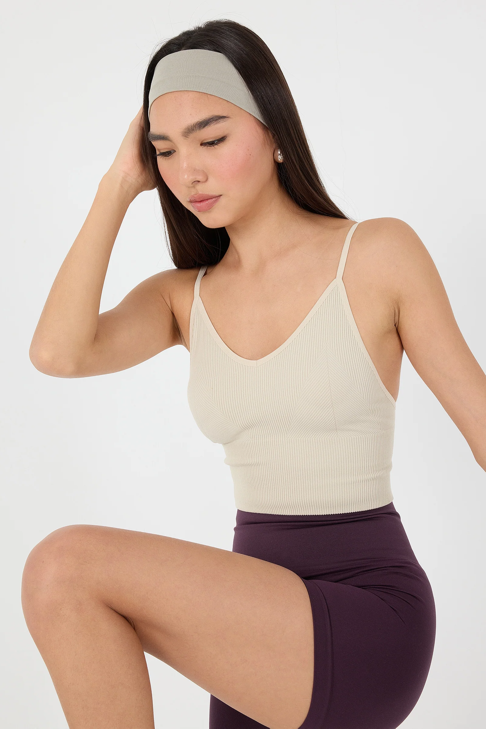 V-Neck Seamless Crop Top - Image 52
