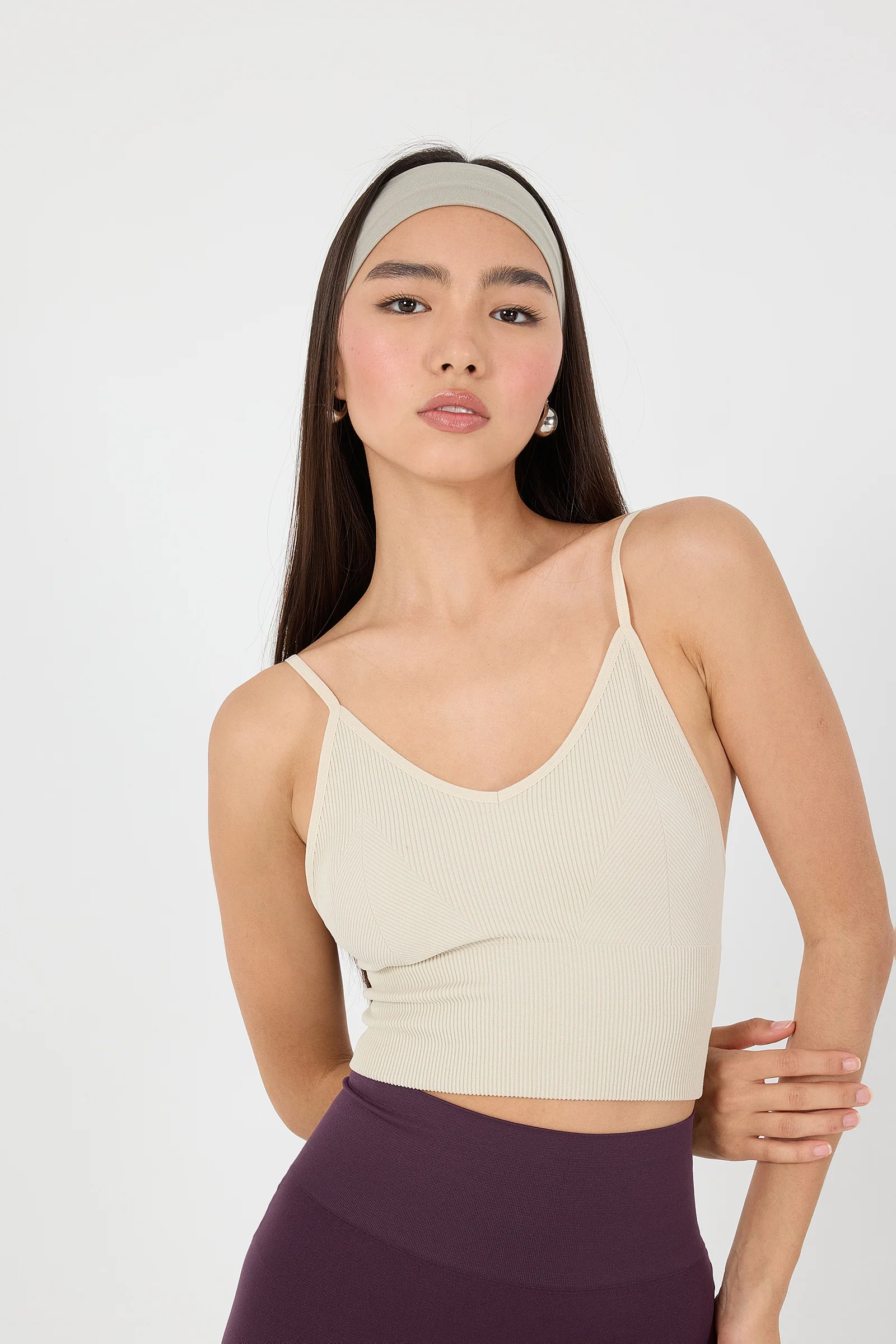 V-Neck Seamless Crop Top - Image 53