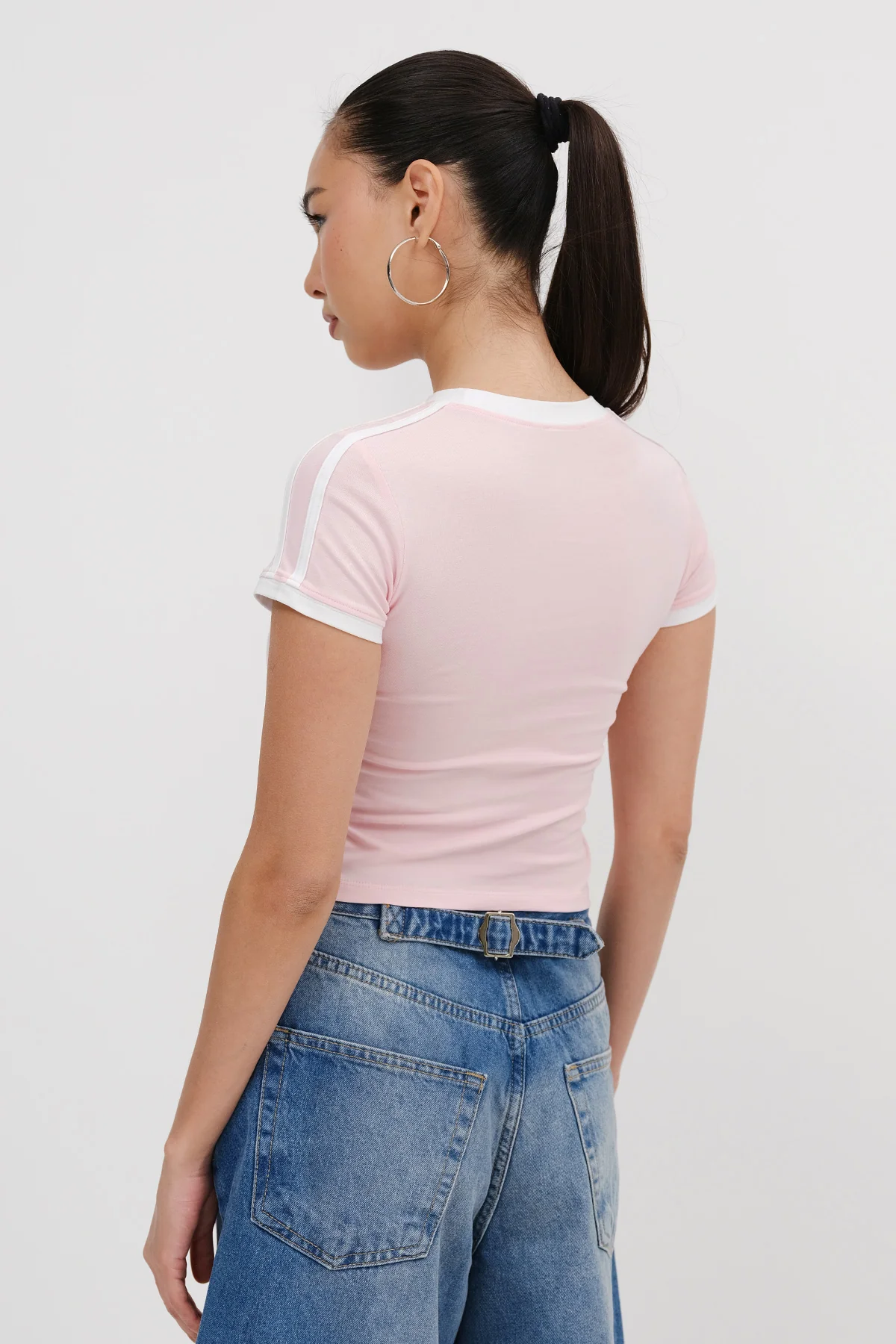 Written Crop T-Shirt - Image 11